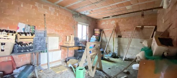 Дом с 10 комнатами в Сасселло, Италия № 125405 7