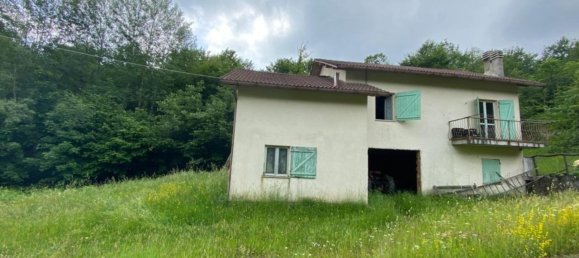 Дом с 10 комнатами в Сасселло, Италия № 125405 22