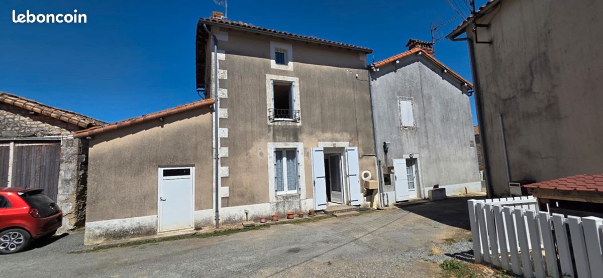 2 bedrooms House in Deux-Sevres, France No. 340524