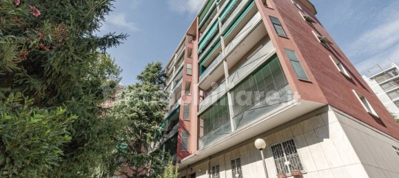 Apartamento T1 em Milan, Italy N.º 379844 19