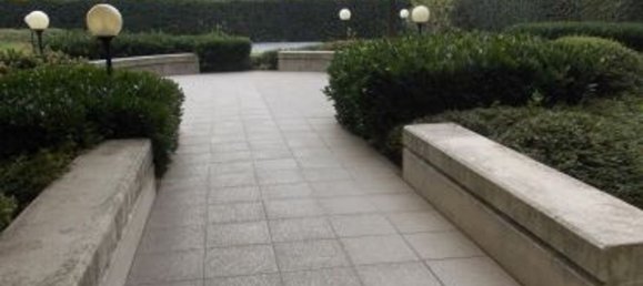 3 bedrooms Apartment in Milan, Italy No. 357950 4