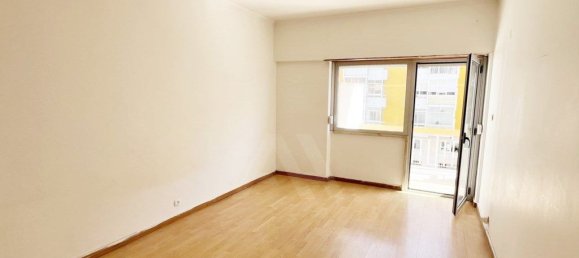 2 Schlafzimmer Wohnung in Oeiras, Portugal, Nr. 321709 12