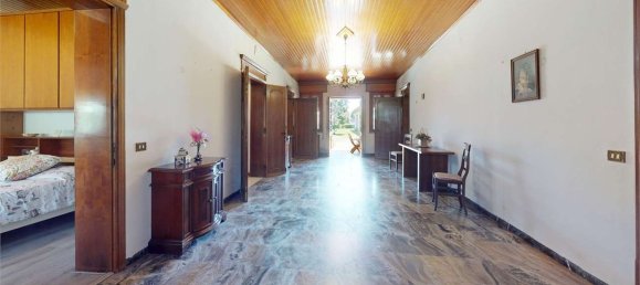 15 rooms House in Povegliano, Italy No. 298751 4