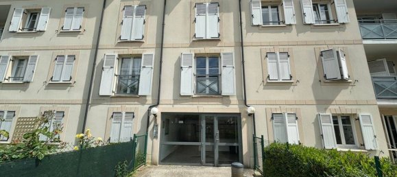 Studio in Etampes, France No. 328722 9