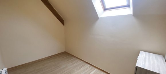 Dúplex de 2 dormitorios en Chambly, France No. 243389 4