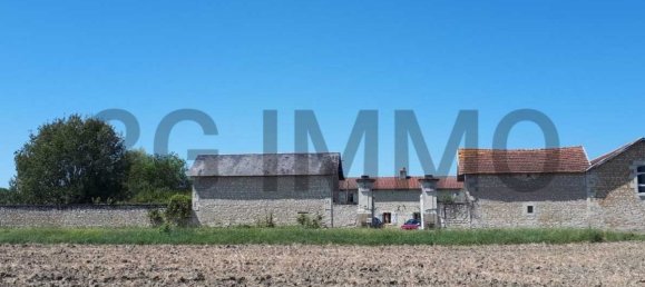 Villa de 2 dormitorios en Princay, France No. 200751 21