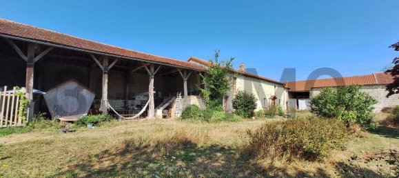 Villa de 2 dormitorios en Princay, France No. 200751 2