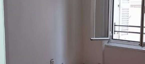 2 rooms Apartment in Toulon, France No. 340846 2