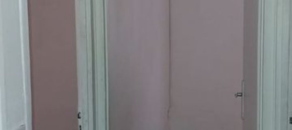 2 rooms Apartment in Toulon, France No. 340846 4