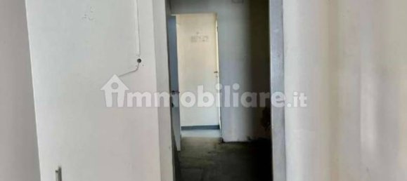 Propiedad comercial de 3 habitaciónes en Florence, Italy No. 200123 9