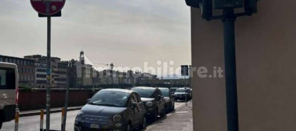 Propiedad comercial de 3 habitaciónes en Florence, Italy No. 200123 4