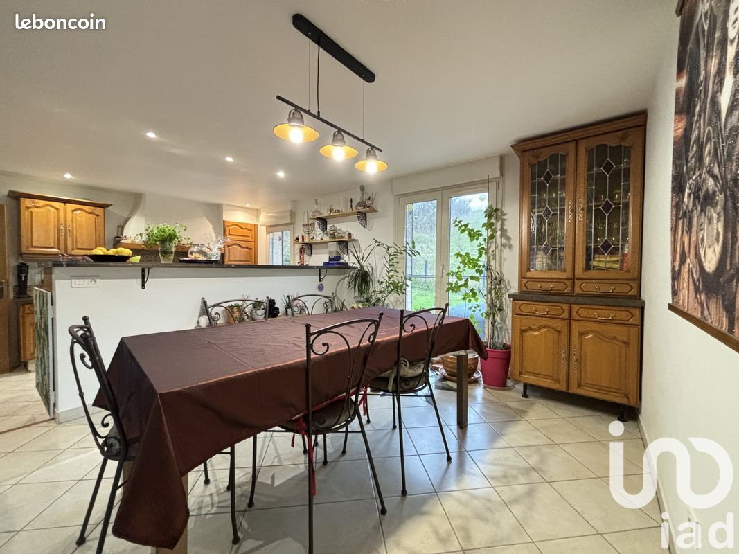 4 bedrooms House in Viterne, France No. 52354