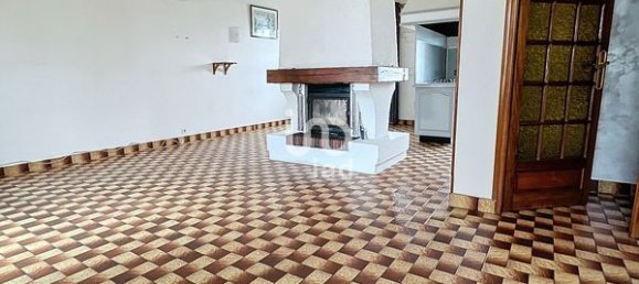 4 bedrooms House in Farges-en-Septaine, France No. 216599 5