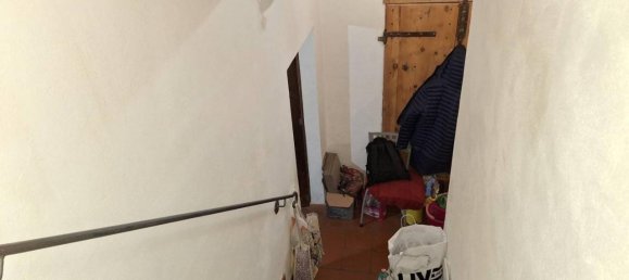 5 rooms House in Collesalvetti, Italy No. 37697 4