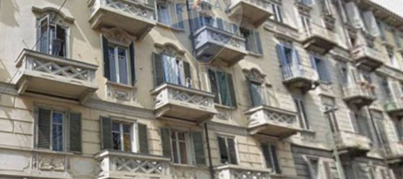 6غرفة شقة في Turin, Italy رقم 213587 4