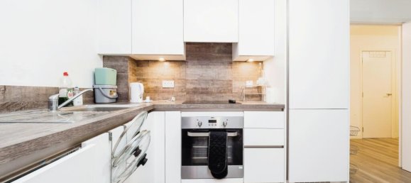 1 bedroom House in East Ham, United Kingdom No. 11457 9