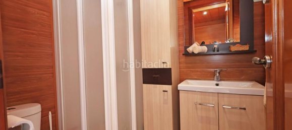 4 chambres Appartement à Esplugues de Llobregat, Spain No. 187595 3