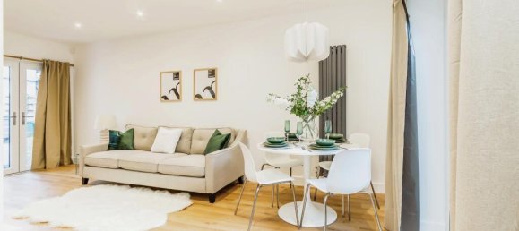 2 bedrooms House in South Croydon, United Kingdom No. 8106 25