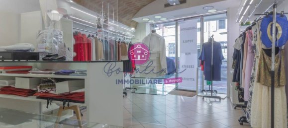 Коммерческая недвижимость с 2 комнатами в Пигаццано, Италия № 320451 4