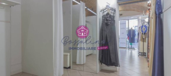 Коммерческая недвижимость с 2 комнатами в Пигаццано, Италия № 320451 12