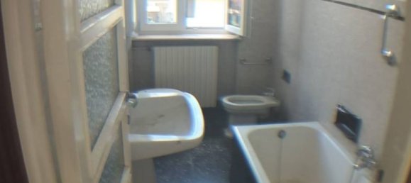 2 bedrooms Villa in Rovello Porro, Italy No. 263504 33