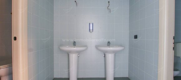 Escritório de 1 divisão em Novara, Italy N.º 49732 10