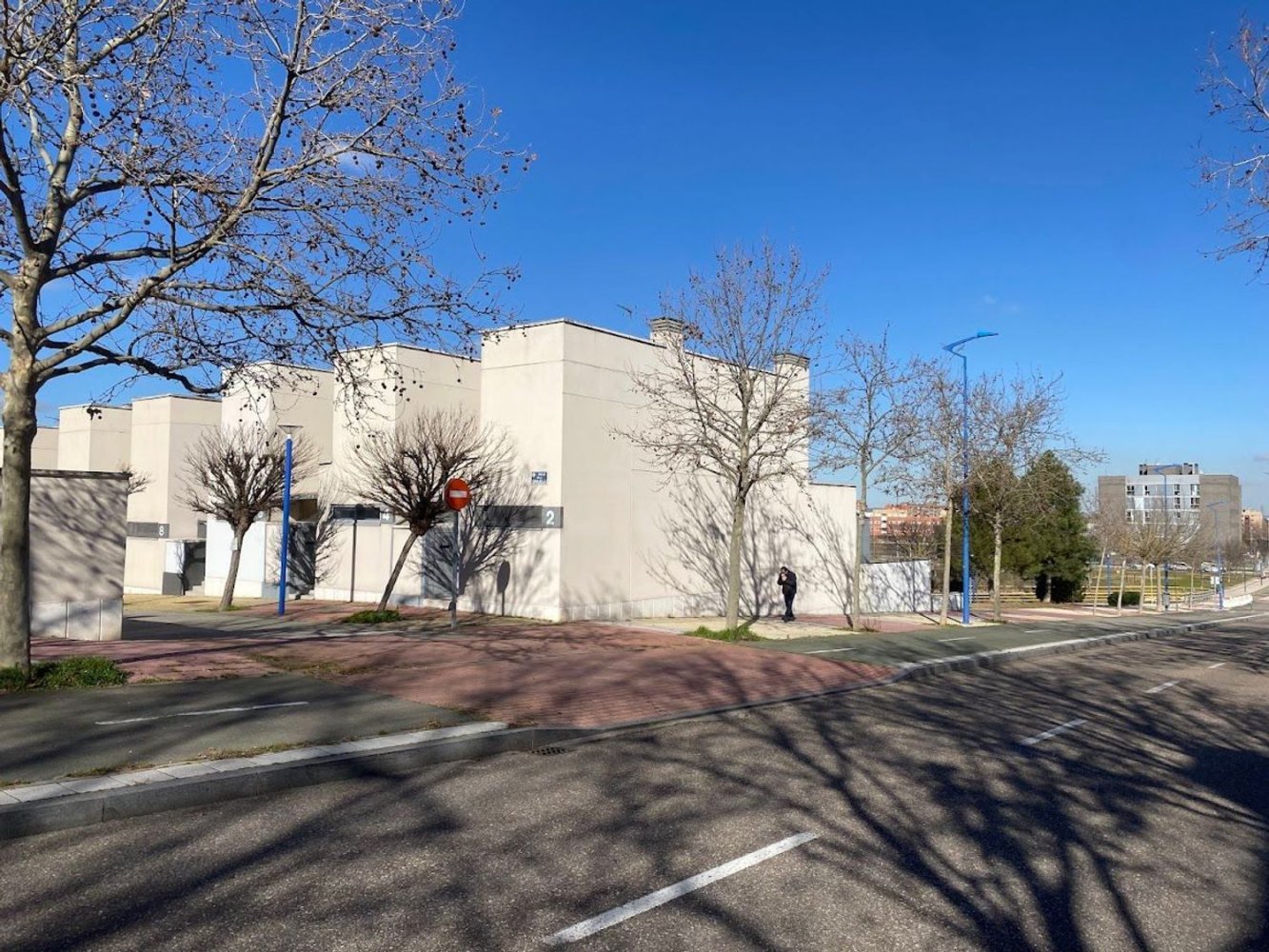 Casa de 4 dormitorios en Valladolid, Spain No. 78737