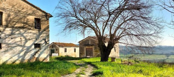 16 rooms House in San Marcello, Italy No. 128188 7