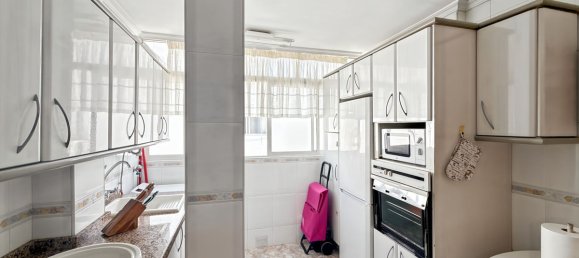 Apartamento de 4 dormitorios en Málaga, Spain No. 137283 47