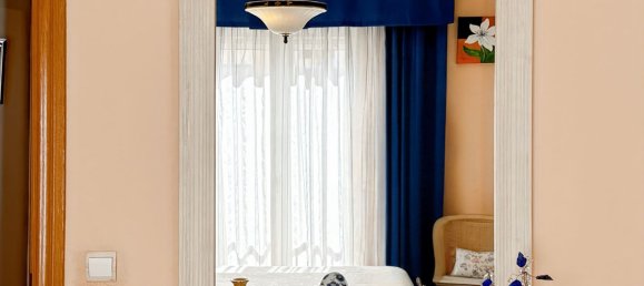 Apartamento de 4 dormitorios en Málaga, Spain No. 137283 31