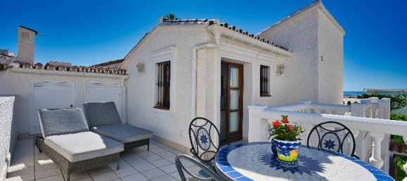 3 غرف نوم فيلا في Estepona, Spain رقم 49764 28