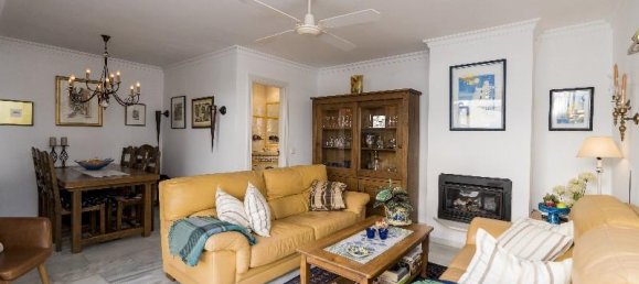 3 غرف نوم فيلا في Estepona, Spain رقم 49764 16