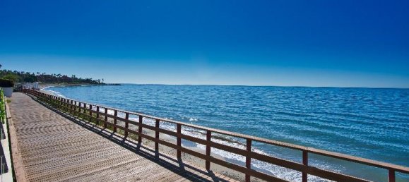 3 غرف نوم فيلا في Estepona, Spain رقم 49764 5