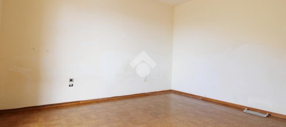 3 bedrooms Apartment in Prato, Italy No. 377640 20