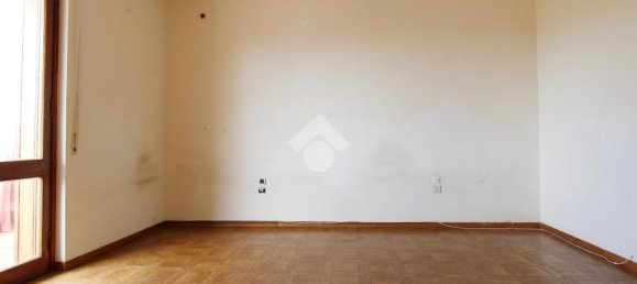 3 bedrooms Apartment in Prato, Italy No. 377640 23