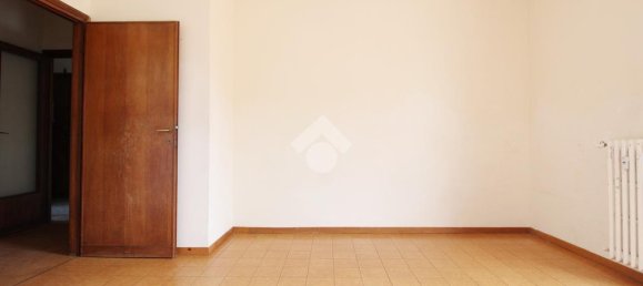 3 bedrooms Apartment in Prato, Italy No. 377640 18