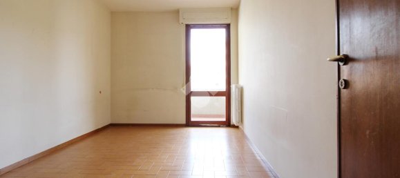 3 bedrooms Apartment in Prato, Italy No. 377640 25