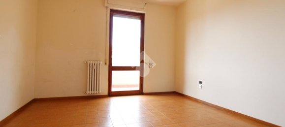 3 bedrooms Apartment in Prato, Italy No. 377640 15