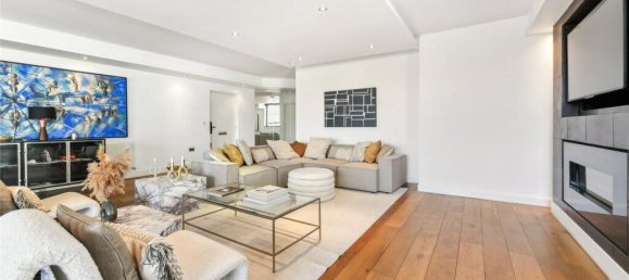 3 bedrooms Apartment in London, United Kingdom No. 5204 3