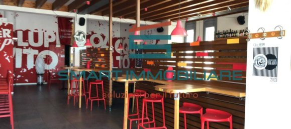 2غرفة عقار تجاري في Brescia, Italy رقم 282333 2