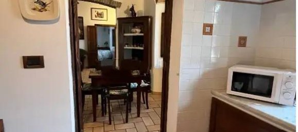 Квартира с 2 комнатами в Ливорно, Италия № 349646 8