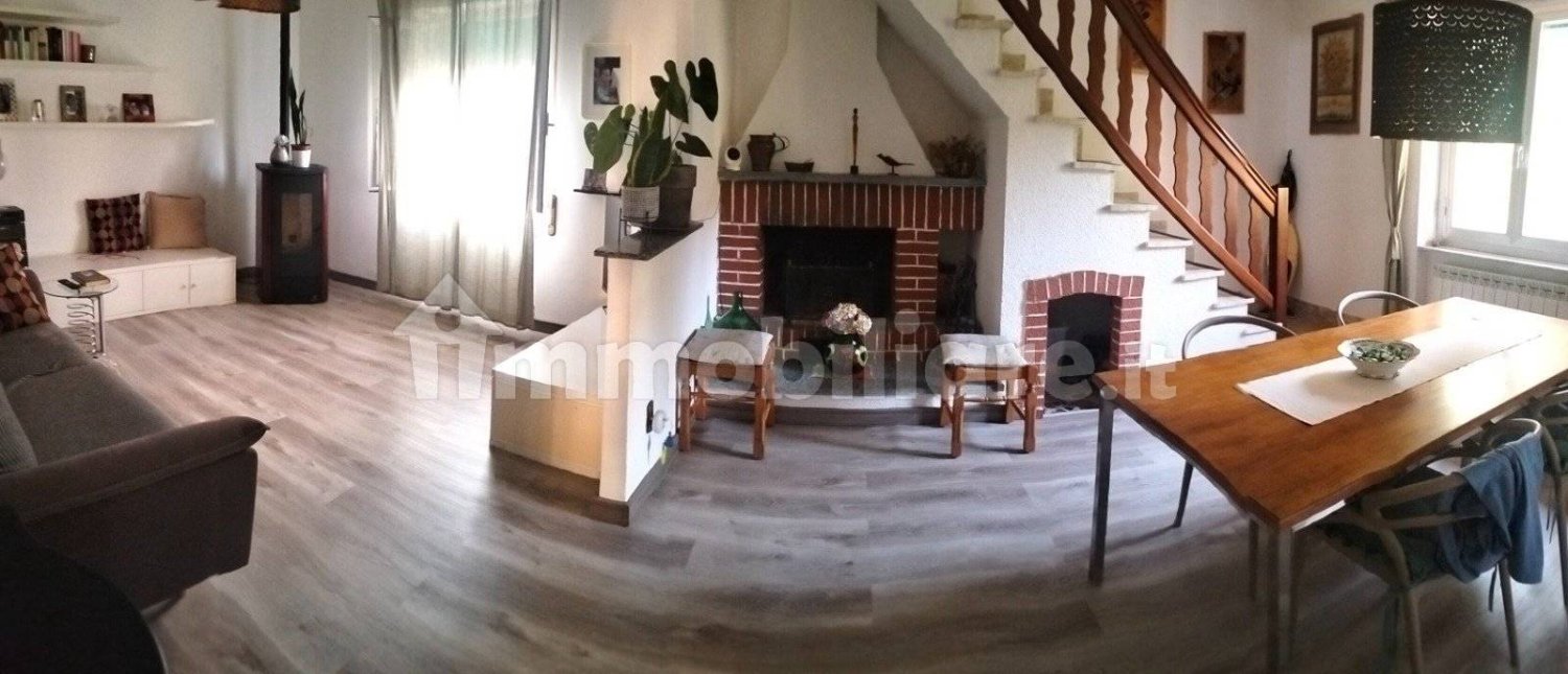 3 Schlafzimmer Villa in Montoggio, Italy, Nr. 329841