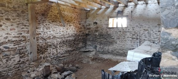 Casa de 3 habitaciónes en Argentre, France No. 357956 4