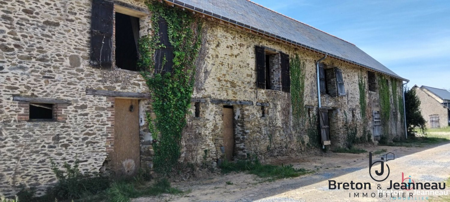 Casa de 3 habitaciónes en Argentre, France No. 357956