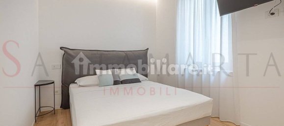 2 bedrooms Apartment in Milan, Italy No. 341838 9