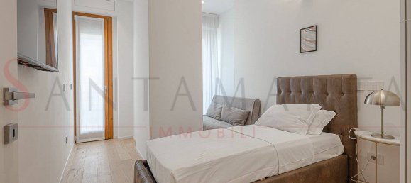 2 bedrooms Apartment in Milan, Italy No. 341838 8