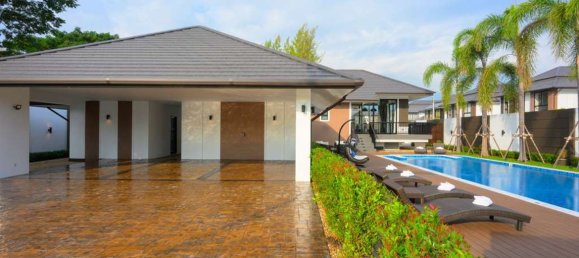 5 bedrooms House in Chiang Mai, Thailand No. 26975 17