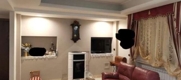 4 rooms Apartment in Gioia dei Marsi, Italy No. 183762 10