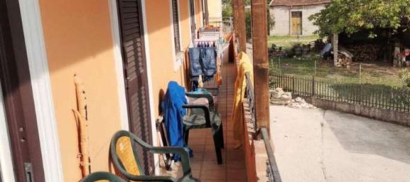 4 rooms Apartment in Gioia dei Marsi, Italy No. 183762 24