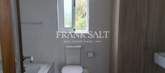 2 bedrooms Apartment in Saint Julian's, Malta No. 7021 11